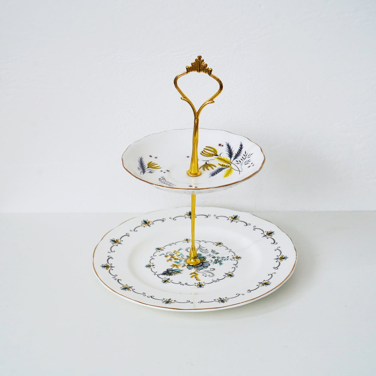 Upcycled Cake Stand 2 tier / 英国 アップサイクル ケーキ