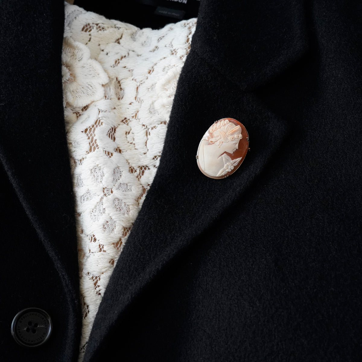 C.1950s Shell Cameo Brooch / 1950年代・カメオブローチ(SV800