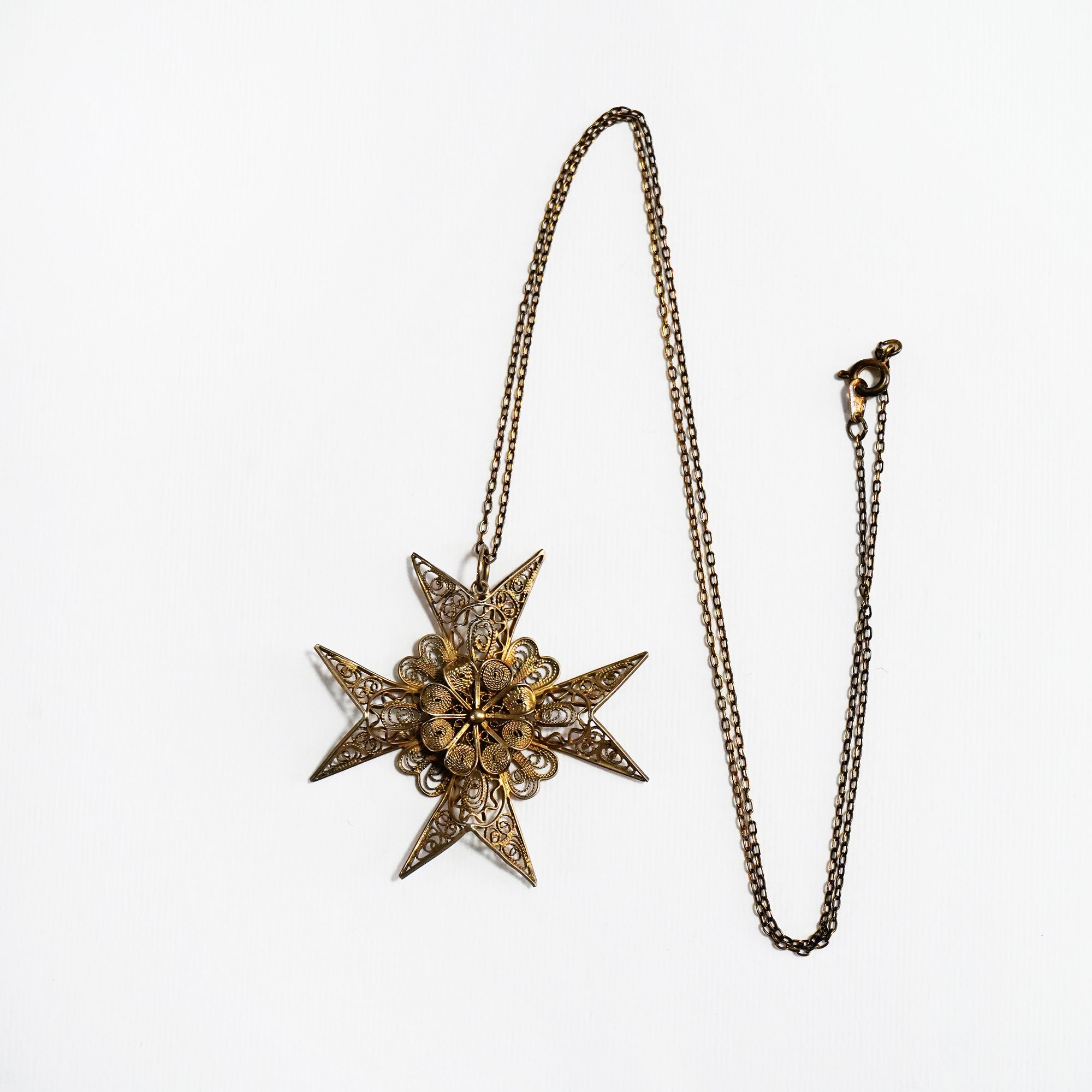 Vintage filigree Maltese Cross Pendant / マルタ十字のフィリグリー