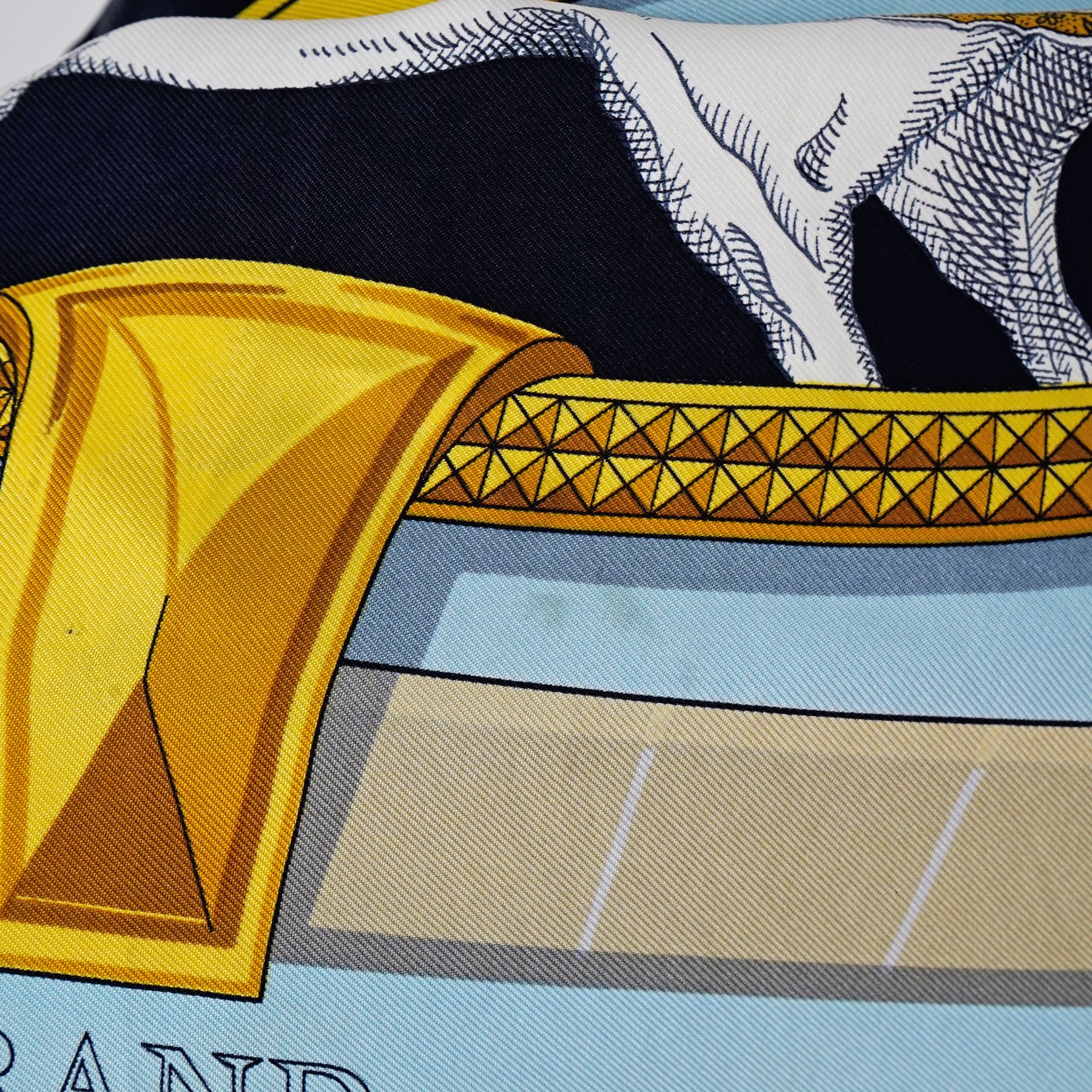 HERMES シルクスカーフ 装飾品デザイン Vintage HERMES Silk Scarf / エルメス・シルクスカーフ(Grand