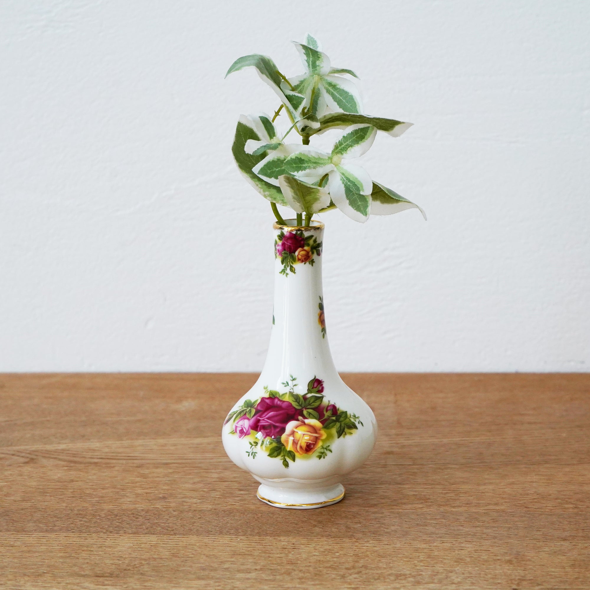 ロイヤルアルバート オールドカントリーローズ ピアス フラワーベース 花瓶 Vintage Royal Albert 