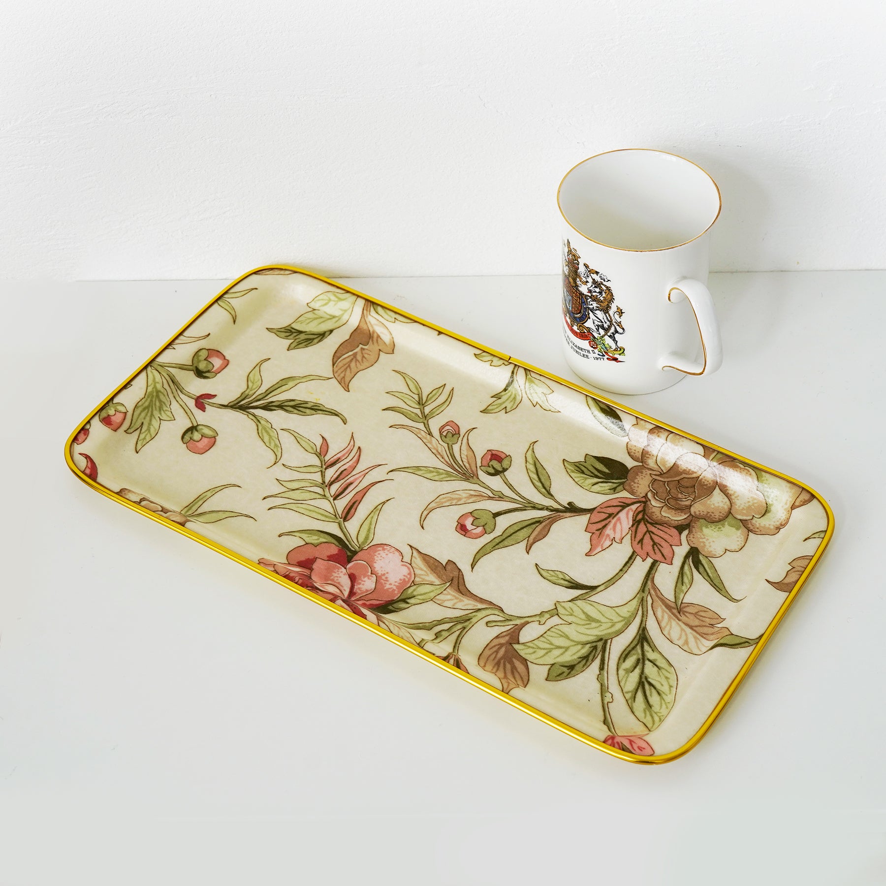 Vintage floral Tray / 英国 ヴィンテージトレイ お盆